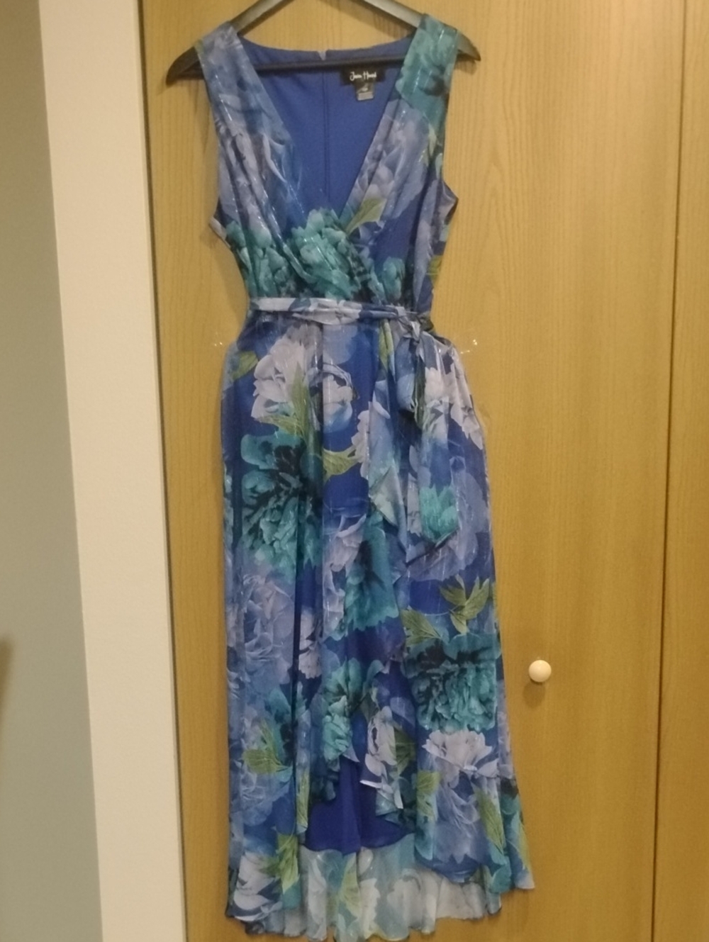 Jessica Howard 🩵Blue Floral High-Low Wrap Dress
